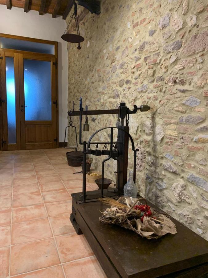 Casa vacanza vicolo degli orti Monticiano Esterno foto