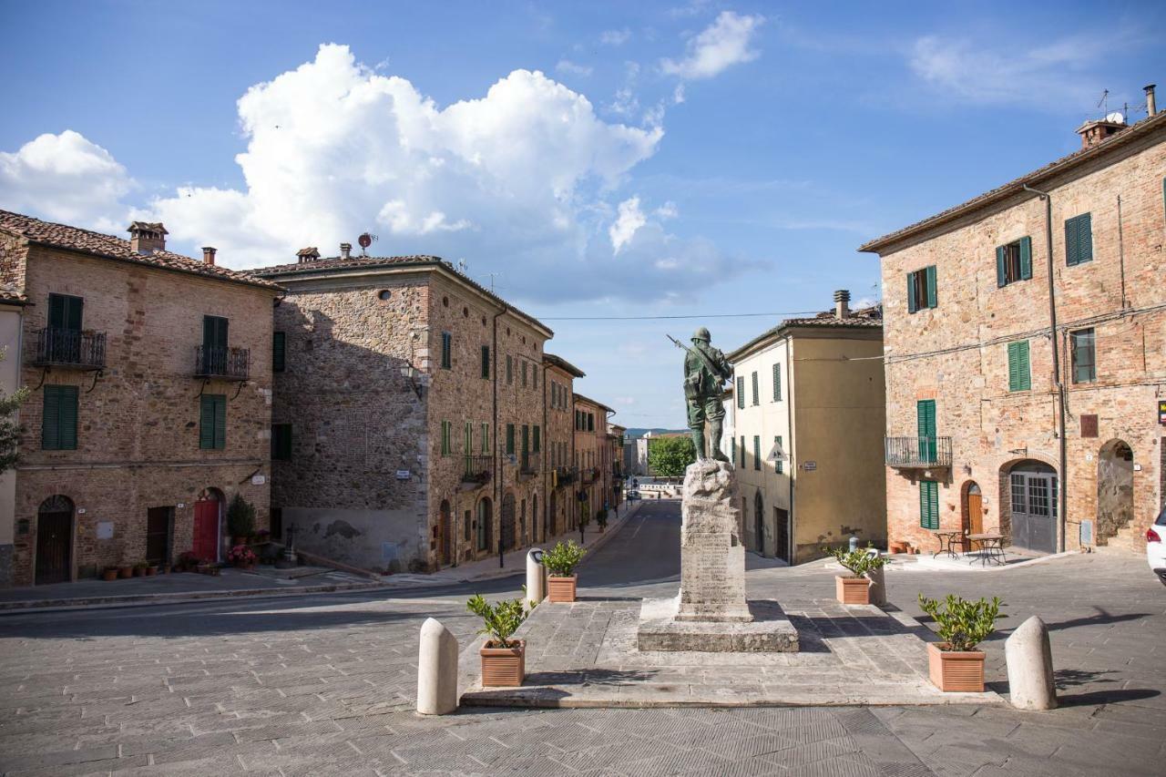 Casa vacanza vicolo degli orti Monticiano Esterno foto